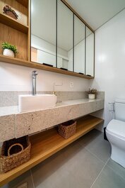 199 - Hermoso apartamento con 02 suites y piscina privada