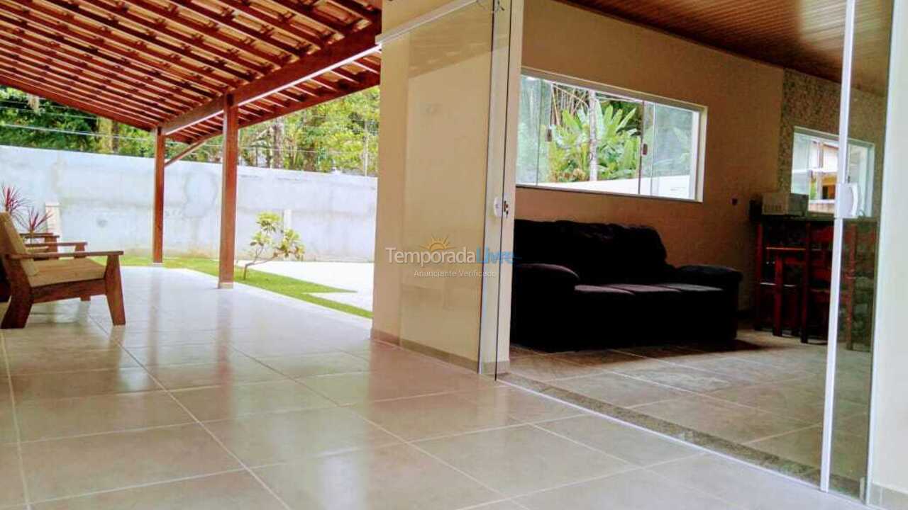 House for vacation rental in Ubatuba (Praia do Lázaro)