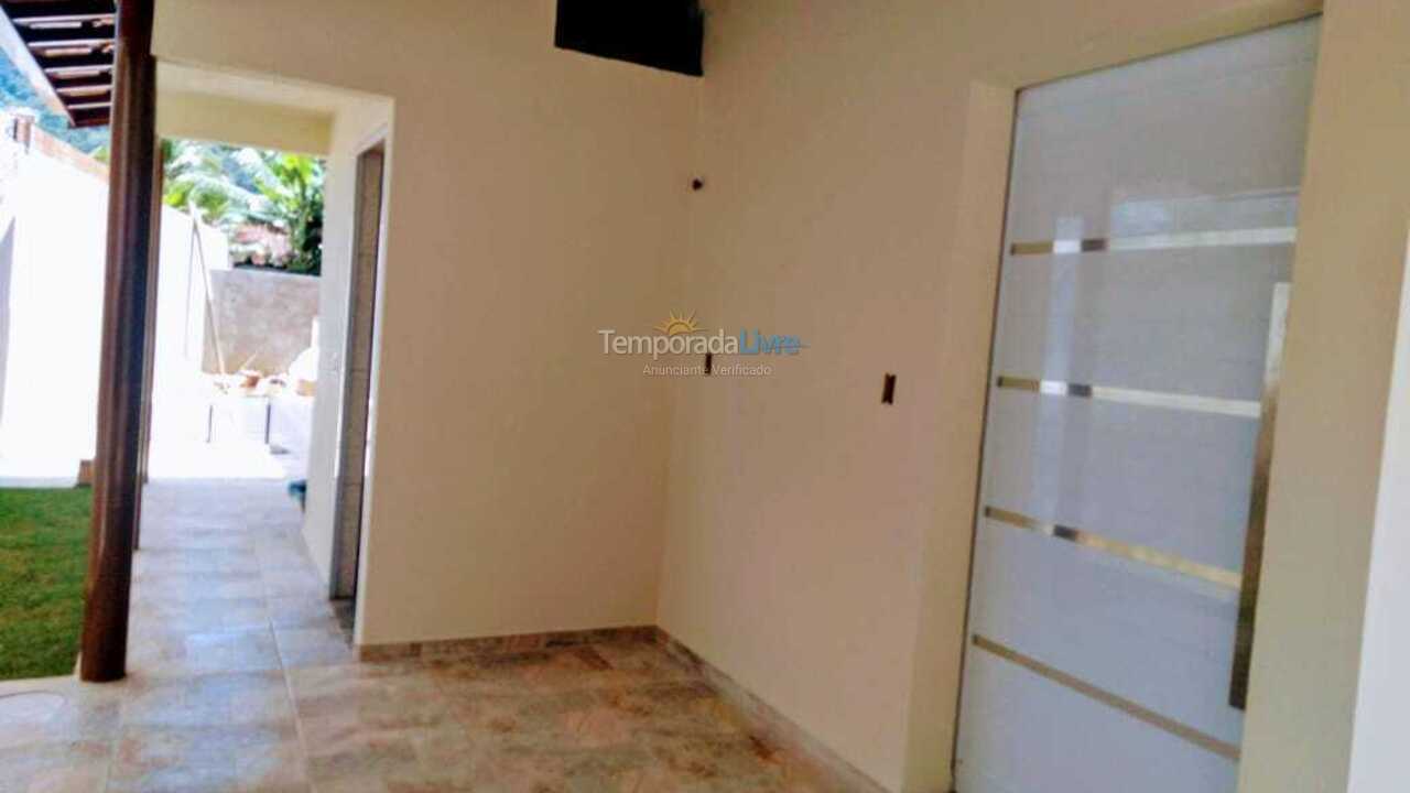 House for vacation rental in Ubatuba (Praia do Lázaro)