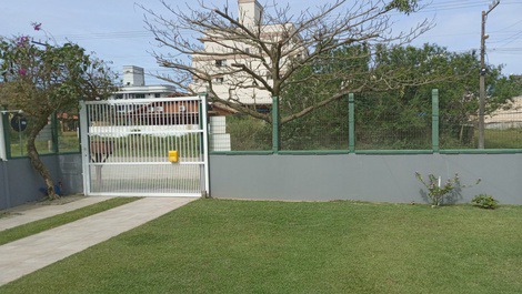 CASA 3/4, CLIMATIZADA C/SPLIT. CONFORTÁVEL E ACONCHEGANTE. 9 hóspedes