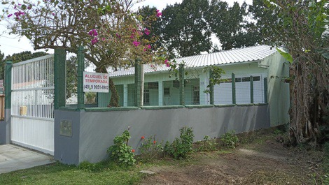 CASA 3/4, CLIMATIZADA C/SPLIT. CONFORTÁVEL E ACONCHEGANTE. 9 hóspedes