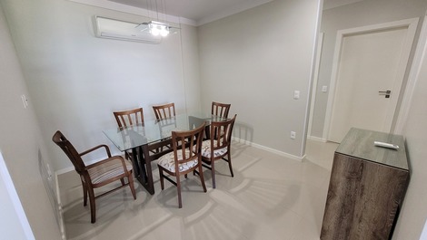 APARTMENT WITH 3 BEDROOMS AND SEA VIEW