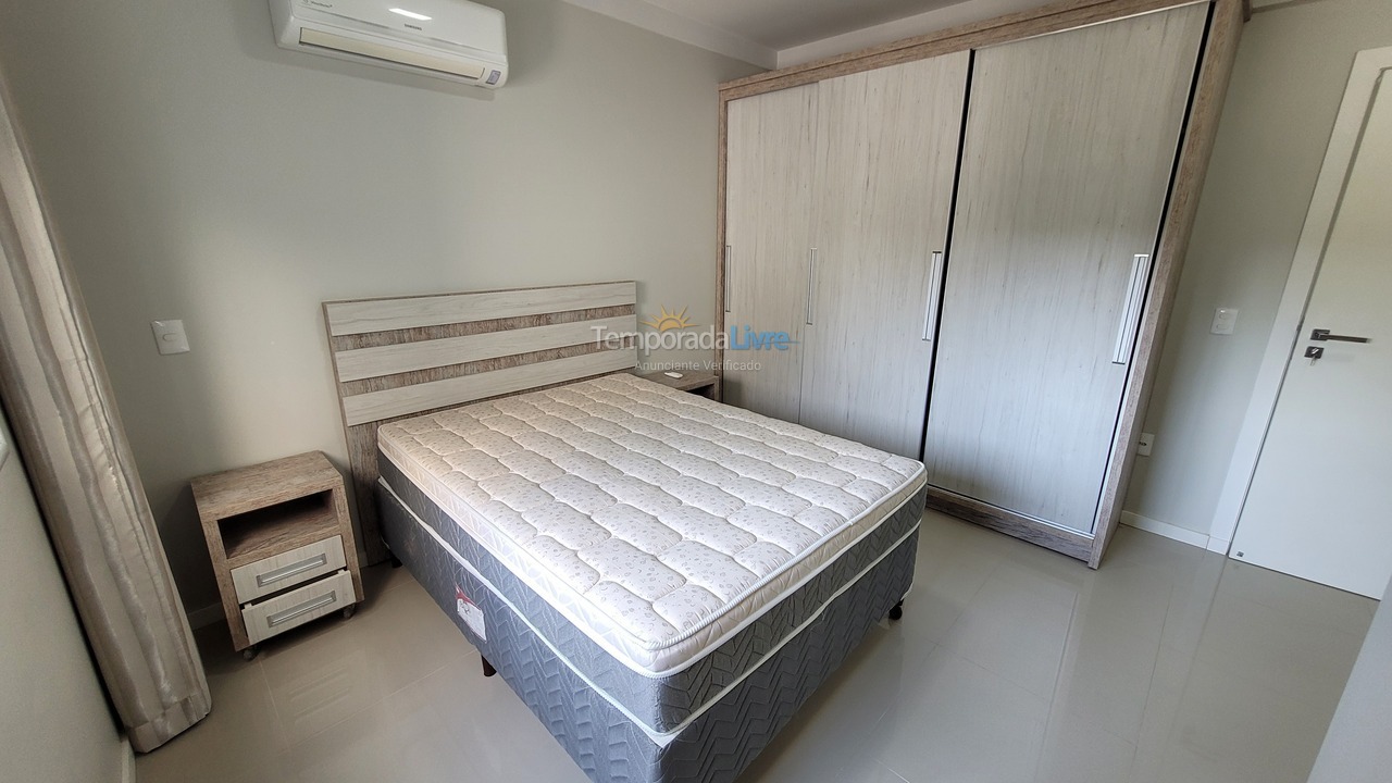 Apartment for vacation rental in Bombinhas (Canto Grande)