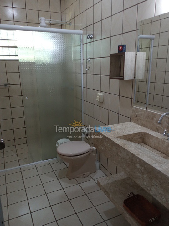 Casa para aluguel de temporada em Bombinhas (Mariscal)