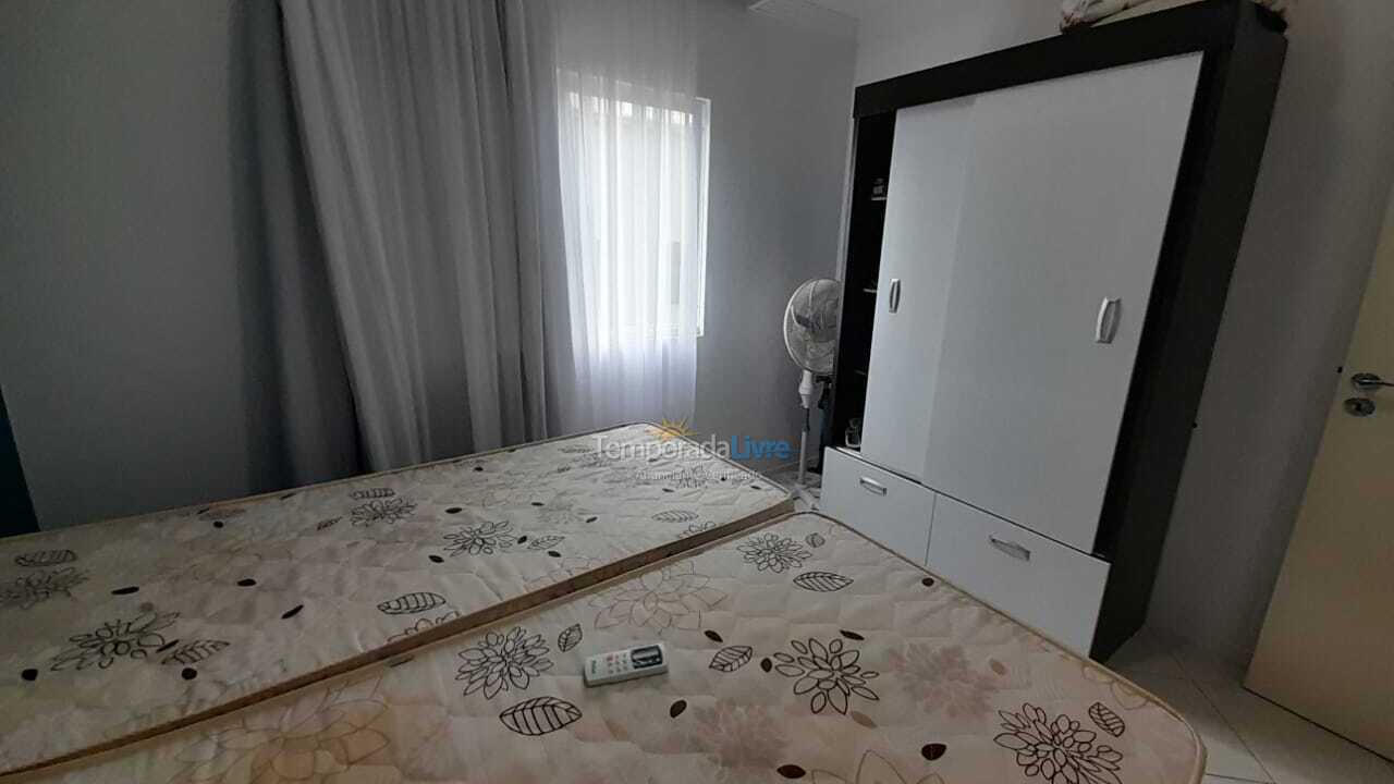 Apartment for vacation rental in Itapema (Meia Praia)