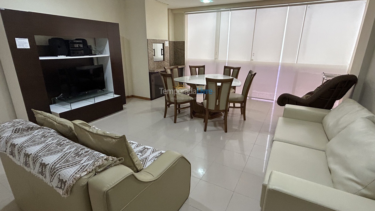 Apartment for vacation rental in Itapema (Centro)