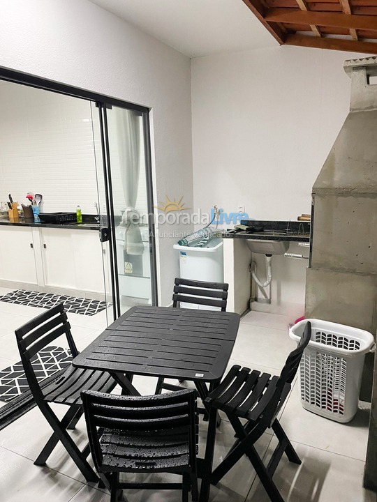 Apartment for vacation rental in São Francisco do Sul (Prainha)