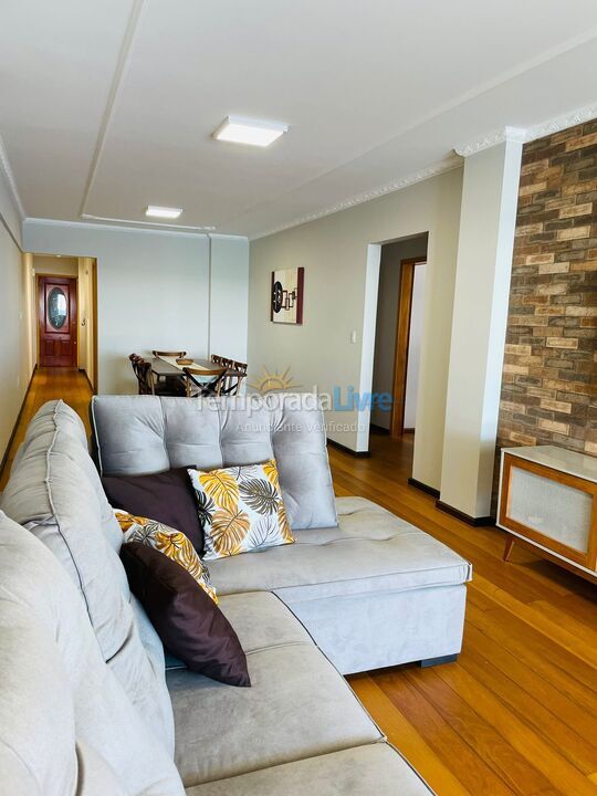 Apartamento para aluguel de temporada em Itapema (Meia Praia)