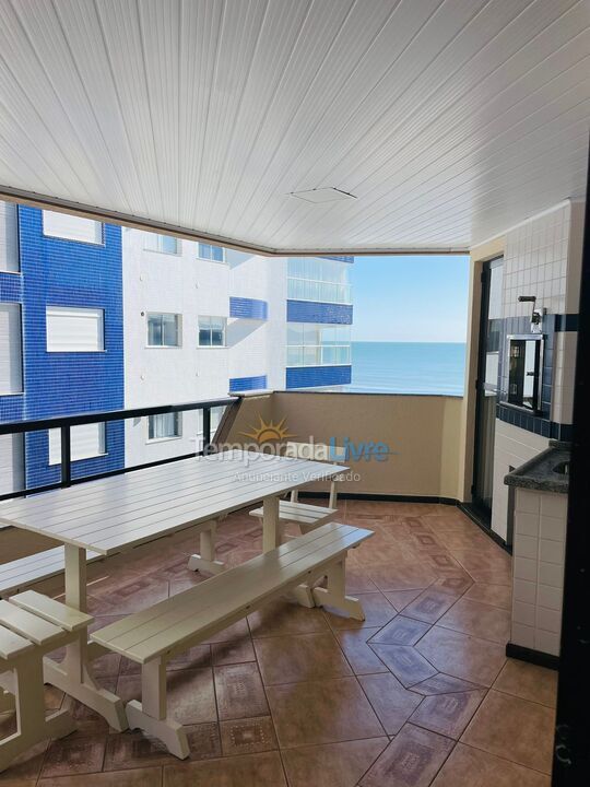 Apartamento para aluguel de temporada em Itapema (Meia Praia)