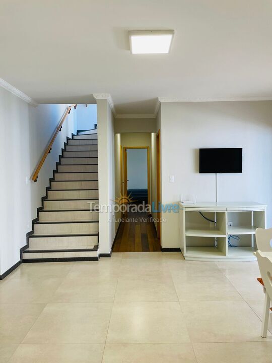 Apartamento para aluguel de temporada em Itapema (Meia Praia)