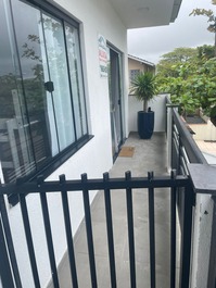 A 50 metros de Prainha - 6 huéspedes - 2 habitaciones - 2 baños - 2 coches