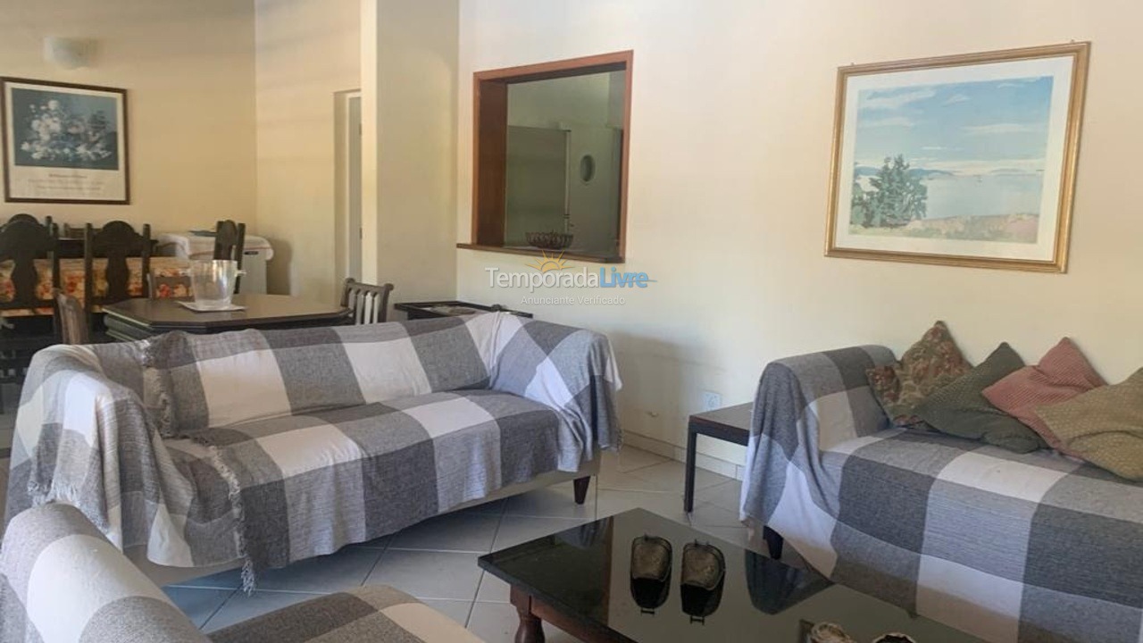 Casa para alquiler de vacaciones em Ubatuba (Condomínio Pedra Verde Domingas Dias)