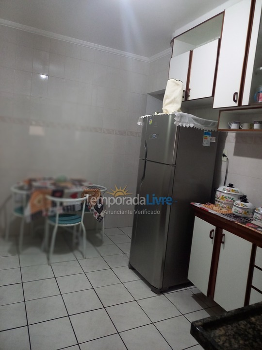 Apartamento para aluguel de temporada em Paulistânia (Praia Grande)