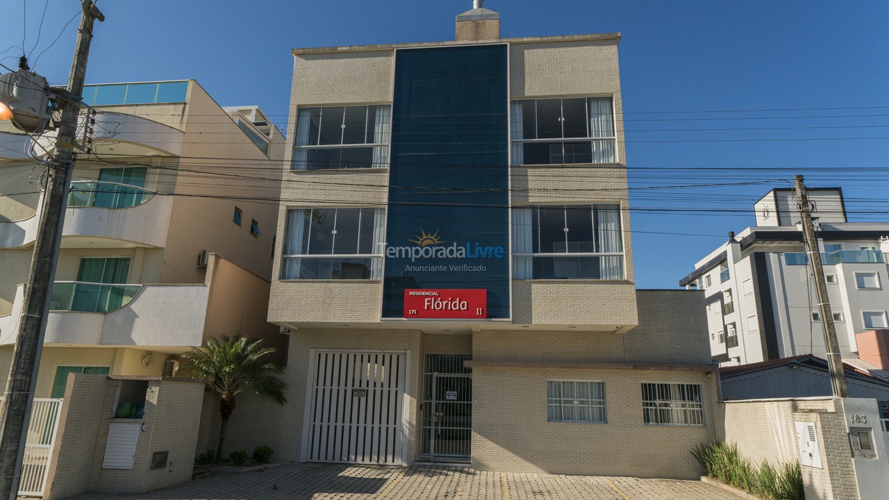 Apartamento para aluguel de temporada em Bombinhas (Mariscal)