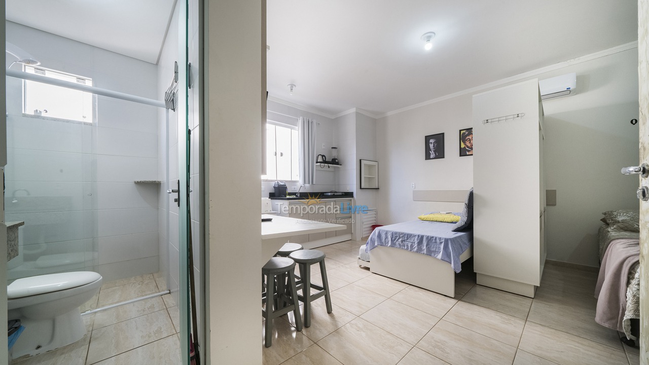 Apartamento para aluguel de temporada em Bombinhas (Mariscal)