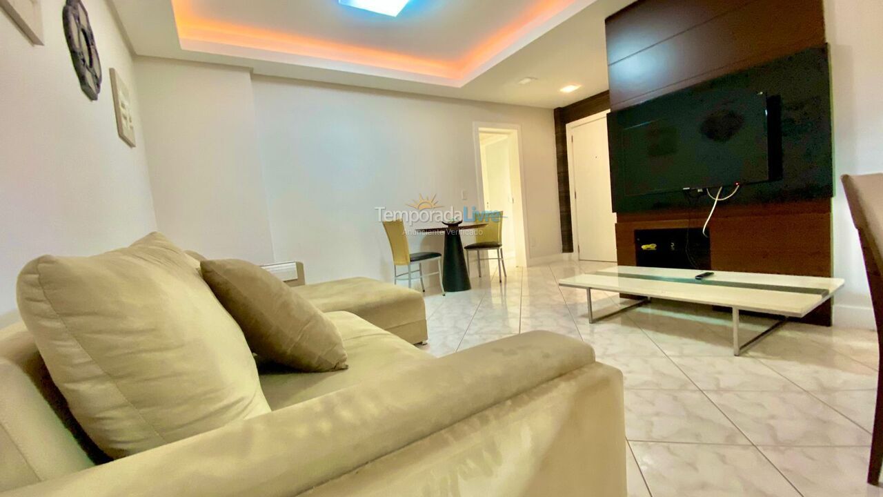 Apartamento para aluguel de temporada em Itapema (Meia Praia)