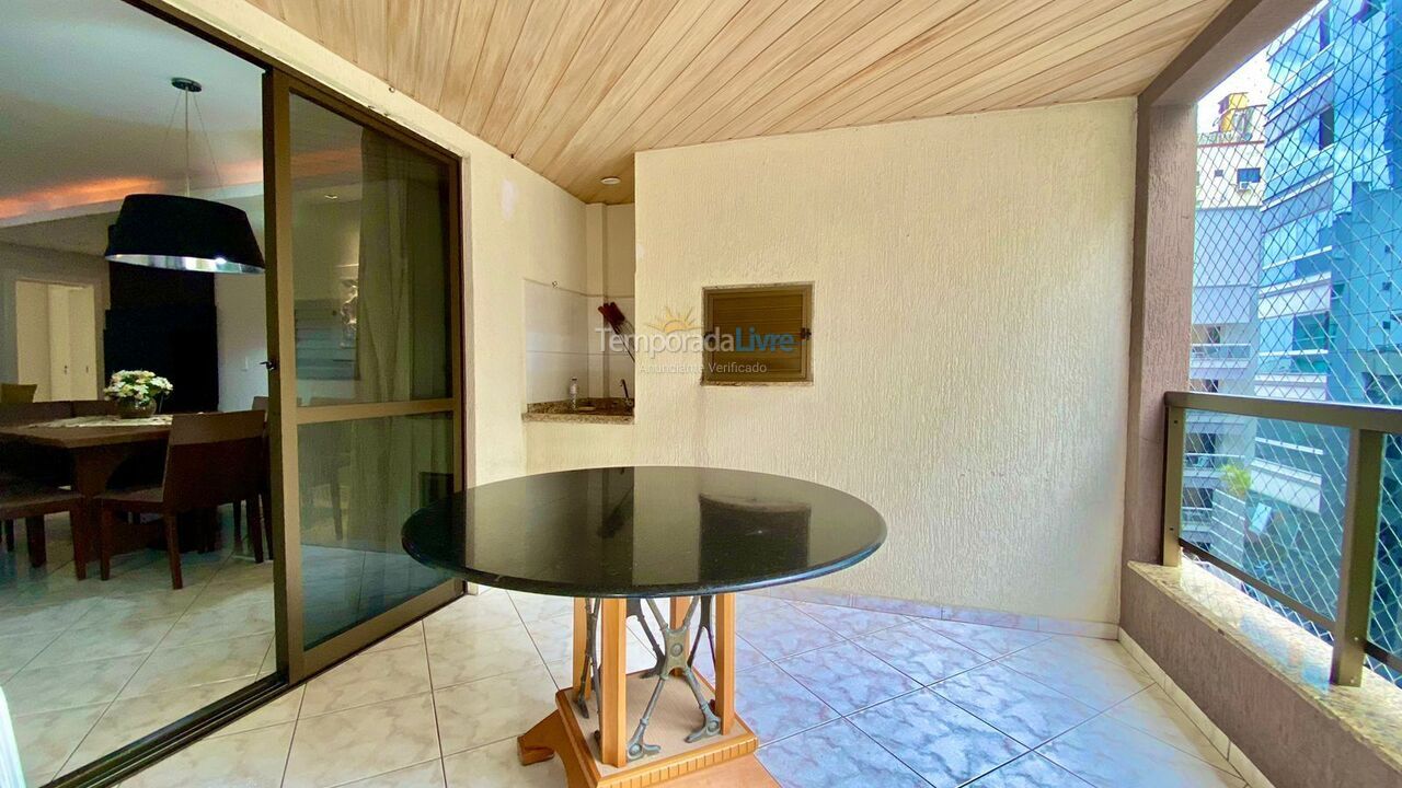 Apartamento para aluguel de temporada em Itapema (Meia Praia)