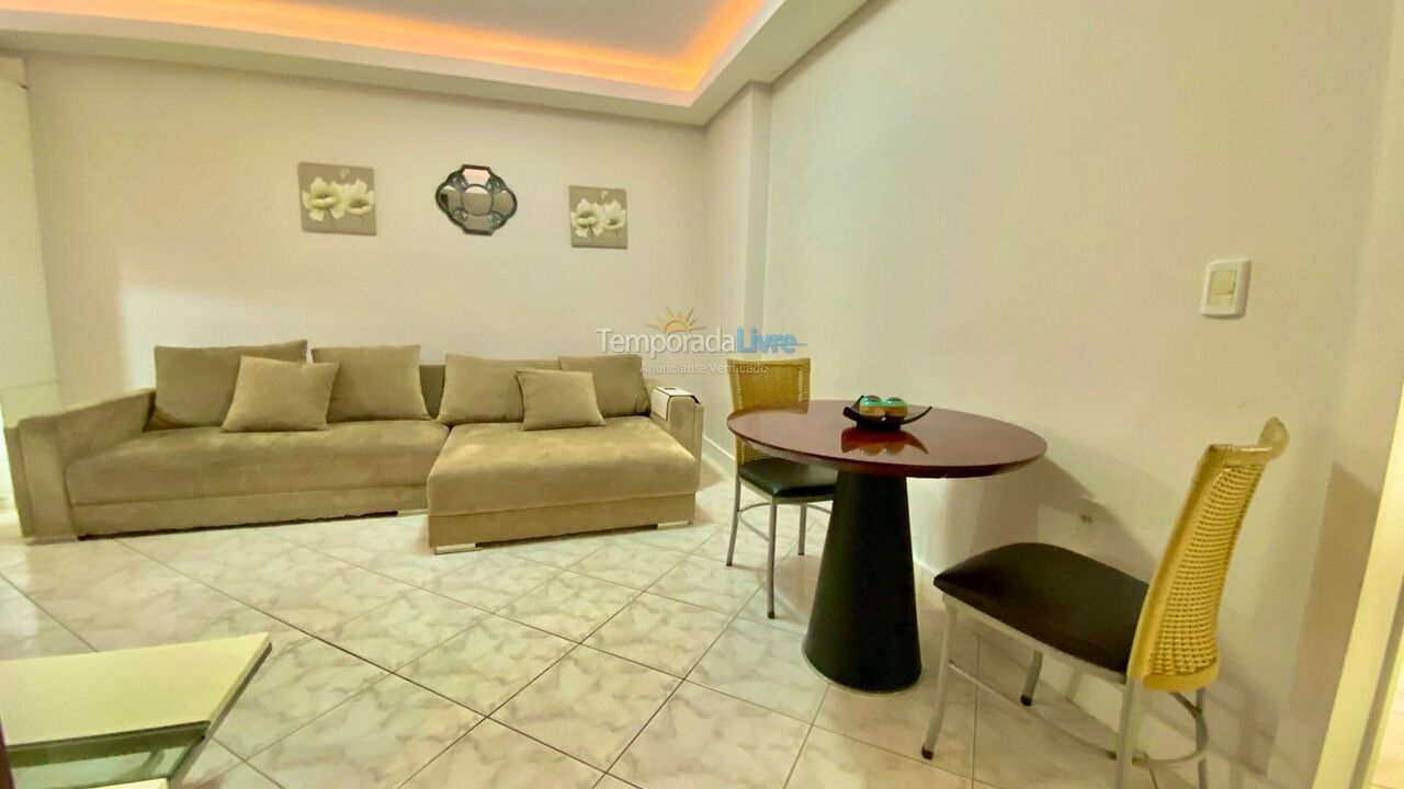 Apartamento para aluguel de temporada em Itapema (Meia Praia)