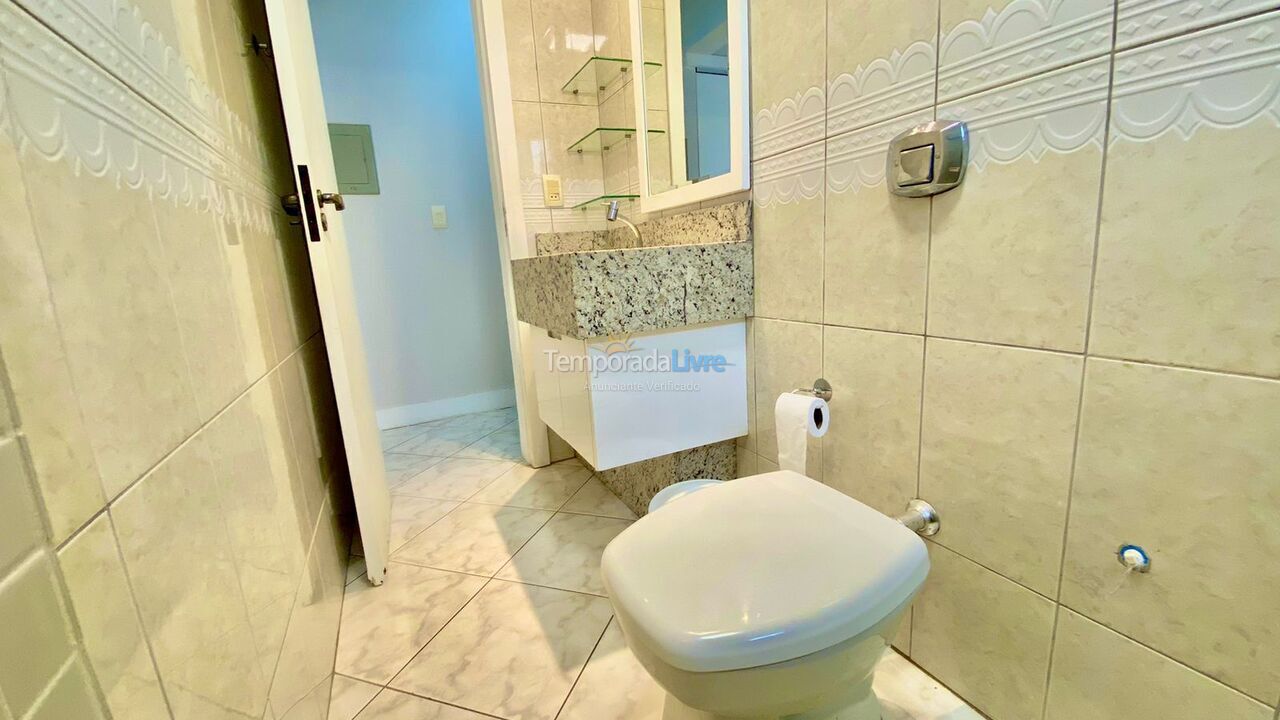 Apartamento para aluguel de temporada em Itapema (Meia Praia)