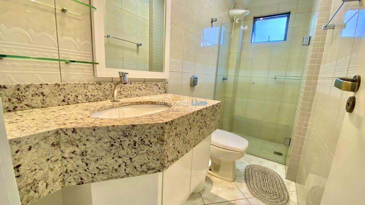 Apartamento para aluguel de temporada em Itapema (Meia Praia)