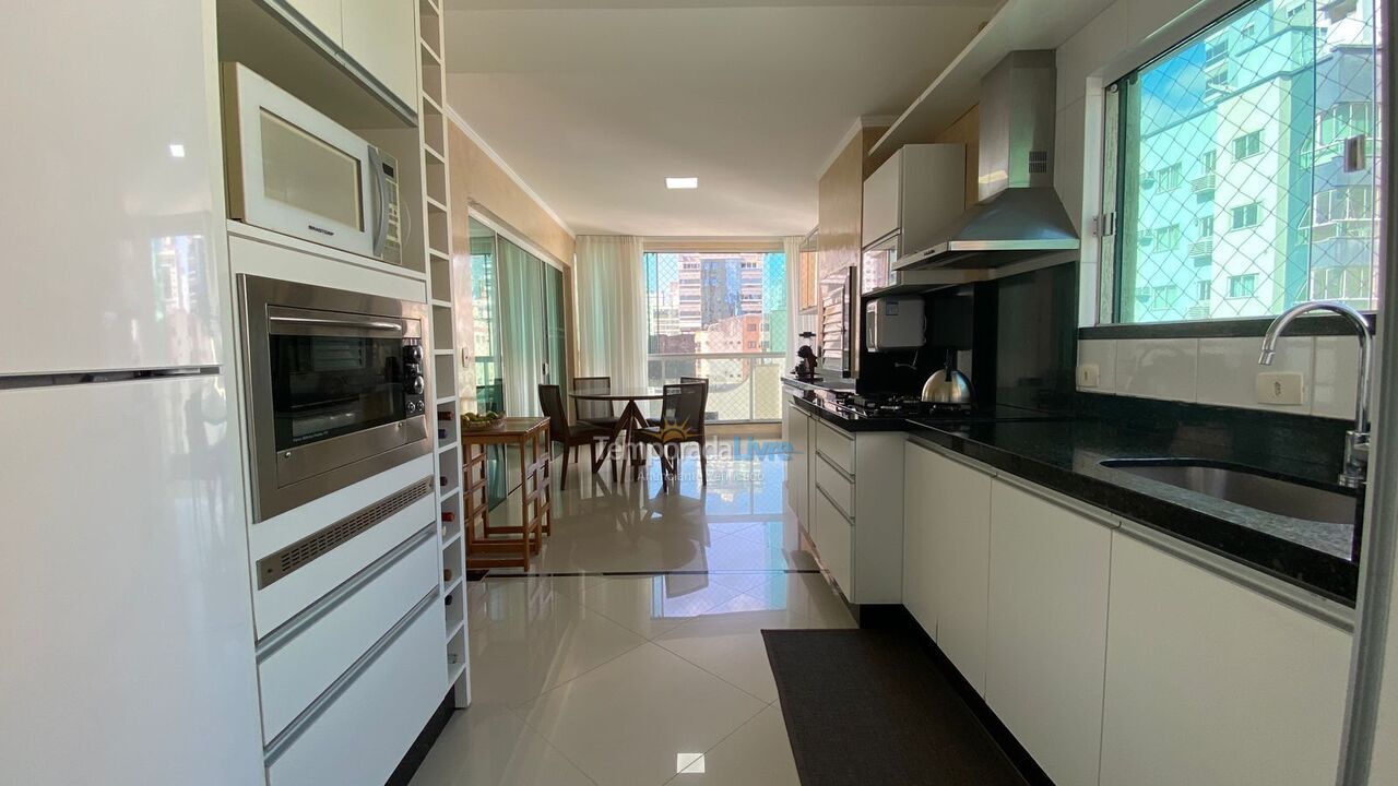 Apartment for vacation rental in Itapema (Meia Praia)