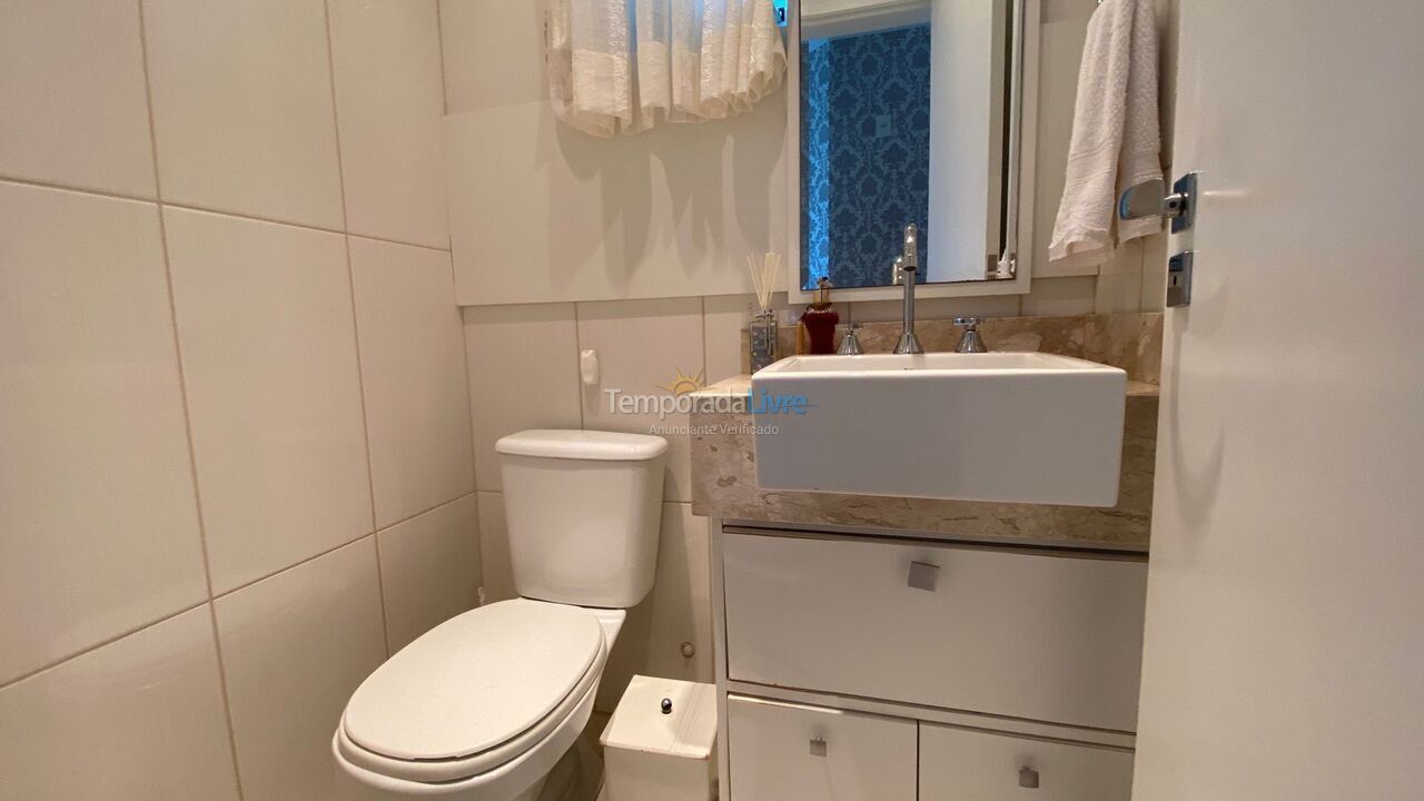 Apartment for vacation rental in Itapema (Meia Praia)