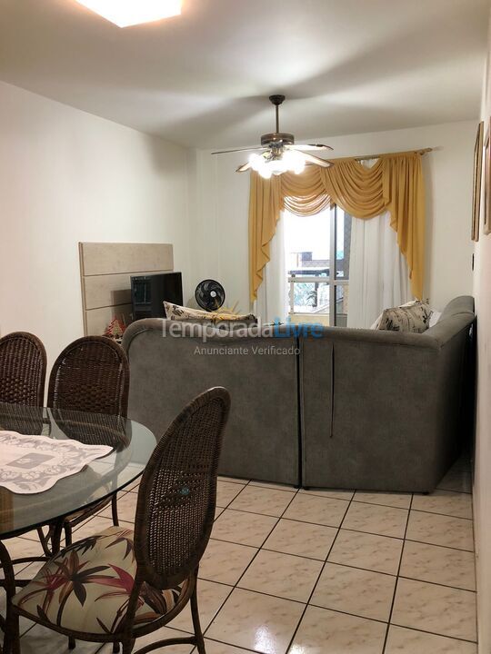 Apartamento para aluguel de temporada em Itapema (Meia Praia)