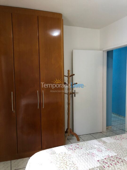 Apartamento para aluguel de temporada em Itapema (Meia Praia)