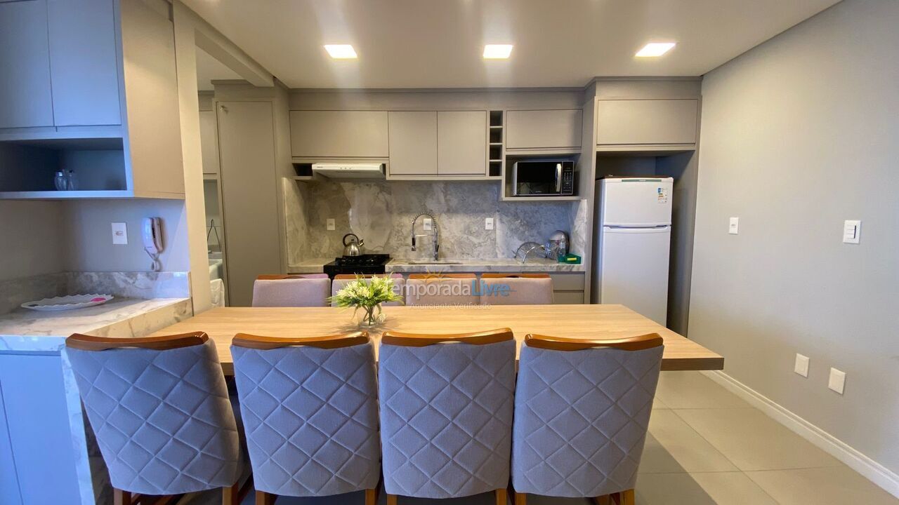 Apartment for vacation rental in Itapema (Meia Praia)