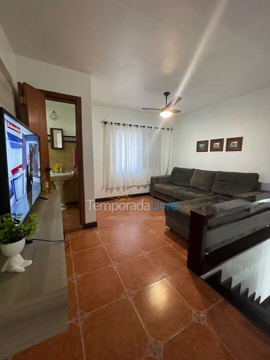 Apartment for vacation rental in Itapema (Meia Praia)