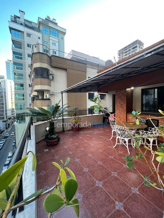 Apartment for vacation rental in Itapema (Meia Praia)