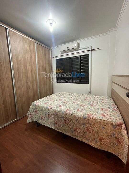 Apartment for vacation rental in Itapema (Meia Praia)