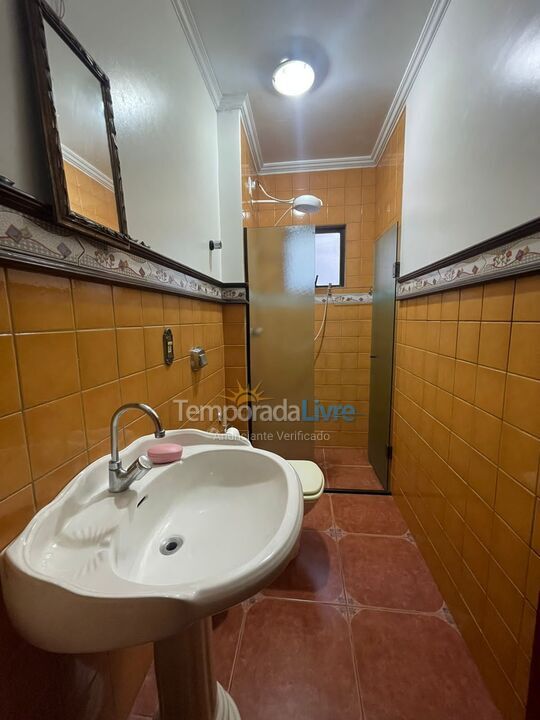 Apartment for vacation rental in Itapema (Meia Praia)