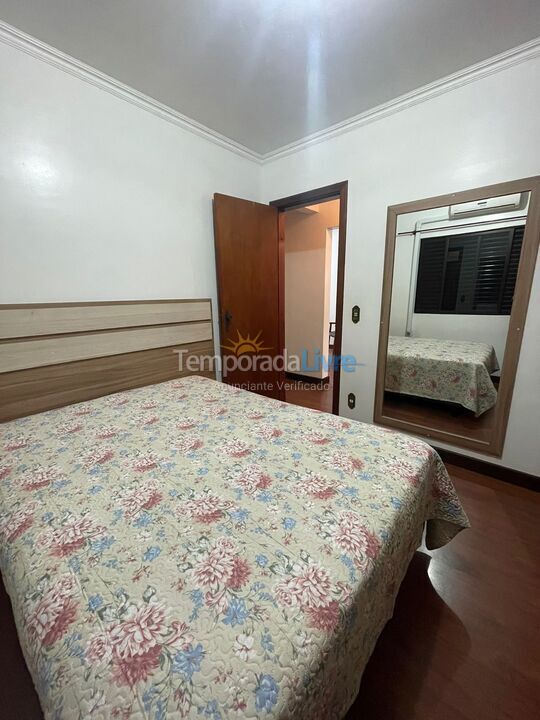 Apartment for vacation rental in Itapema (Meia Praia)