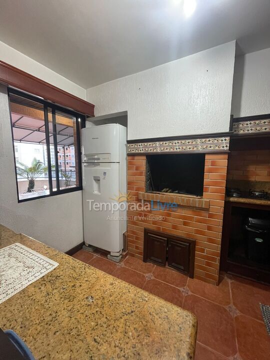 Apartment for vacation rental in Itapema (Meia Praia)