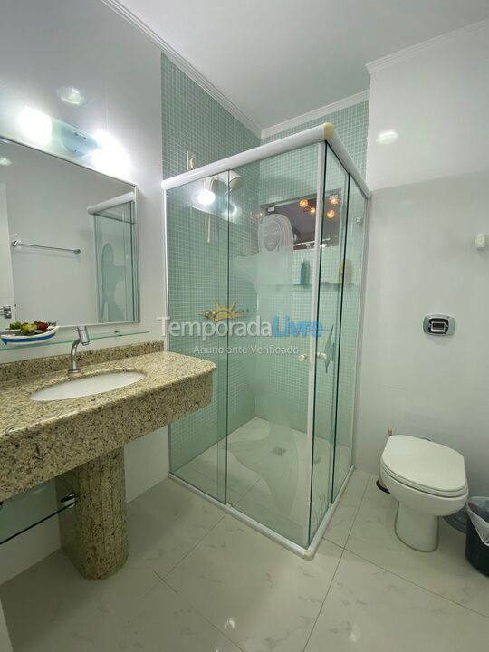 Apartamento para alquiler de vacaciones em Itapema (Meia Praia)