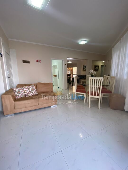 Apartamento para alquiler de vacaciones em Itapema (Meia Praia)