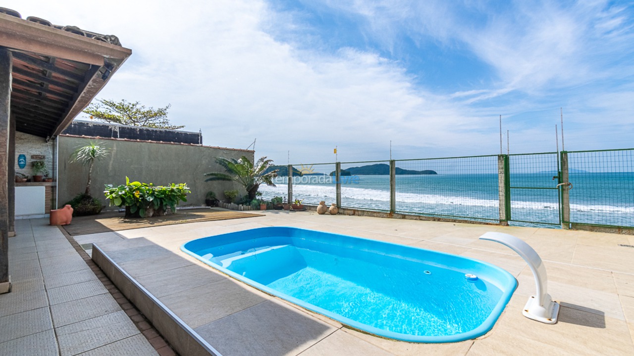 House for vacation rental in Caraguatatuba (Massaguaçu)