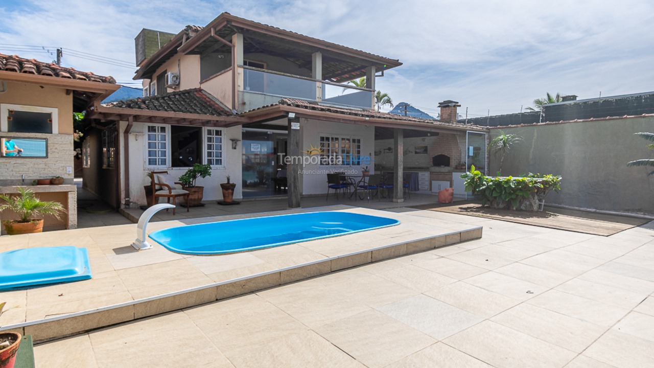 House for vacation rental in Caraguatatuba (Massaguaçu)
