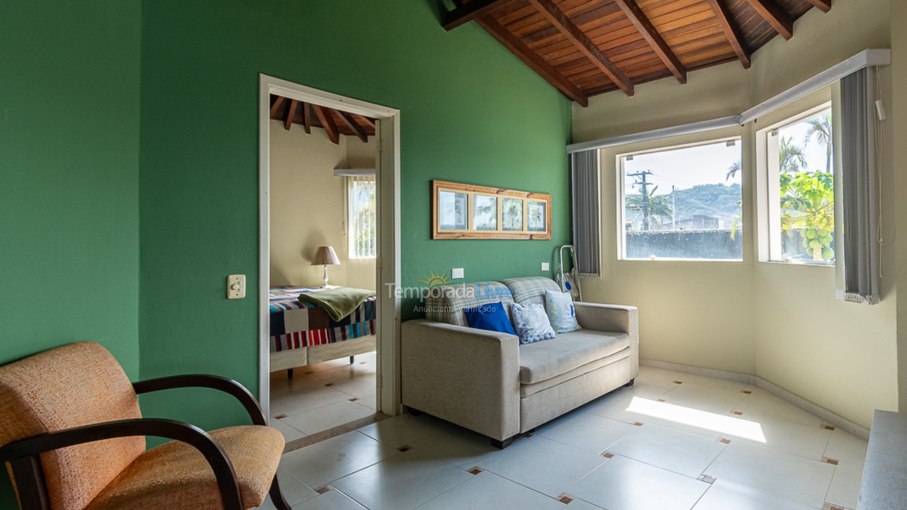 House for vacation rental in Caraguatatuba (Massaguaçu)