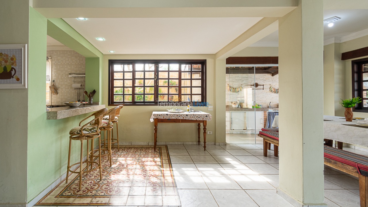 House for vacation rental in Caraguatatuba (Massaguaçu)