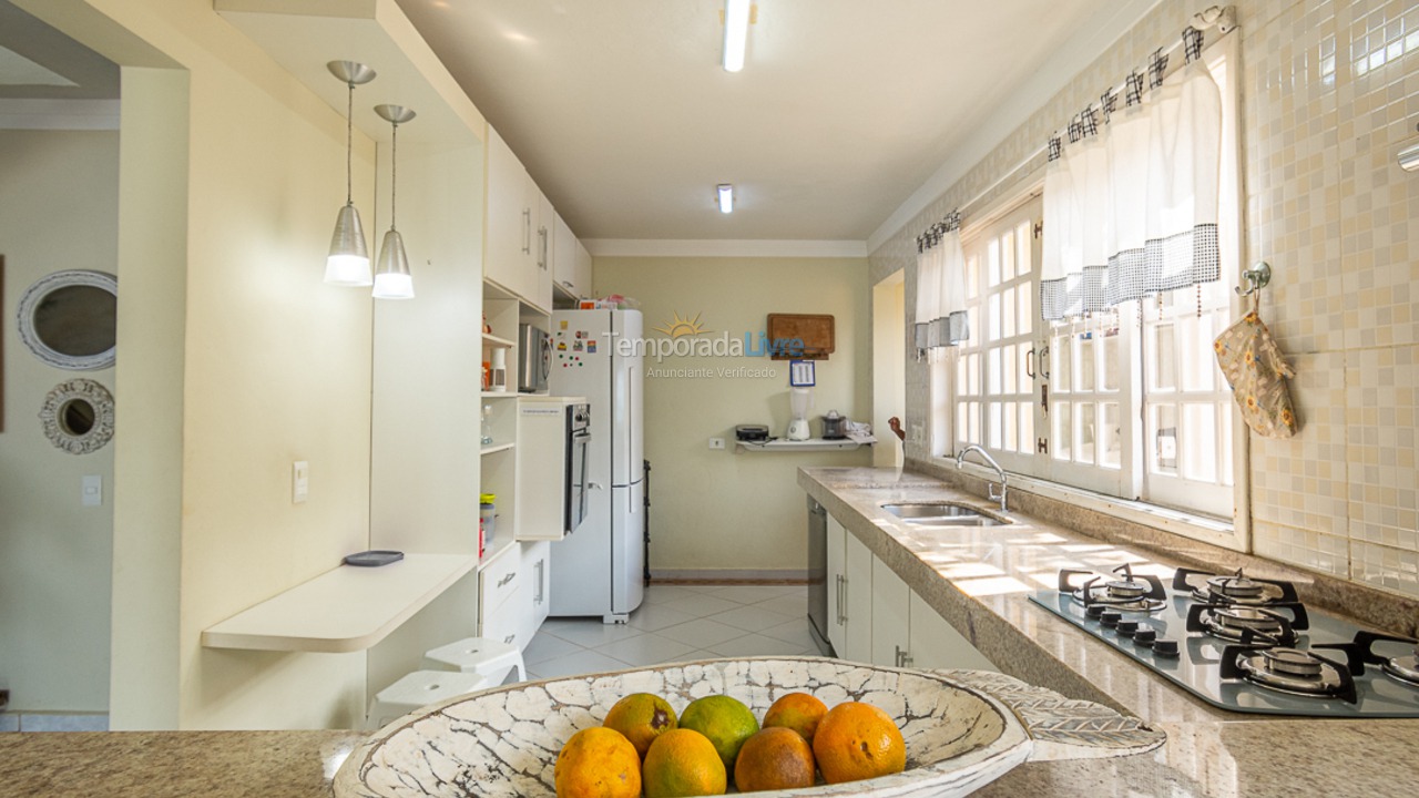 House for vacation rental in Caraguatatuba (Massaguaçu)