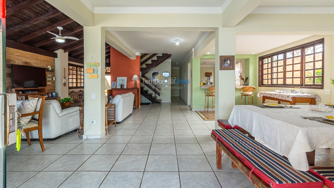 House for vacation rental in Caraguatatuba (Massaguaçu)