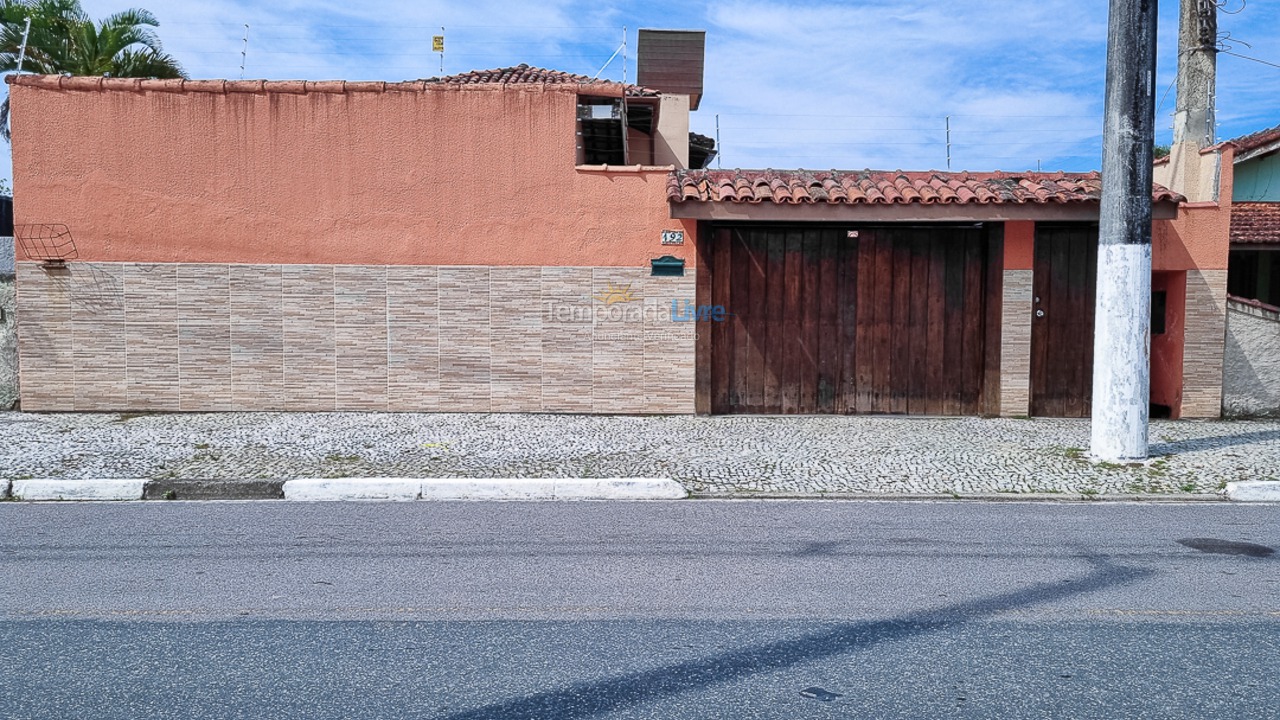 House for vacation rental in Caraguatatuba (Massaguaçu)