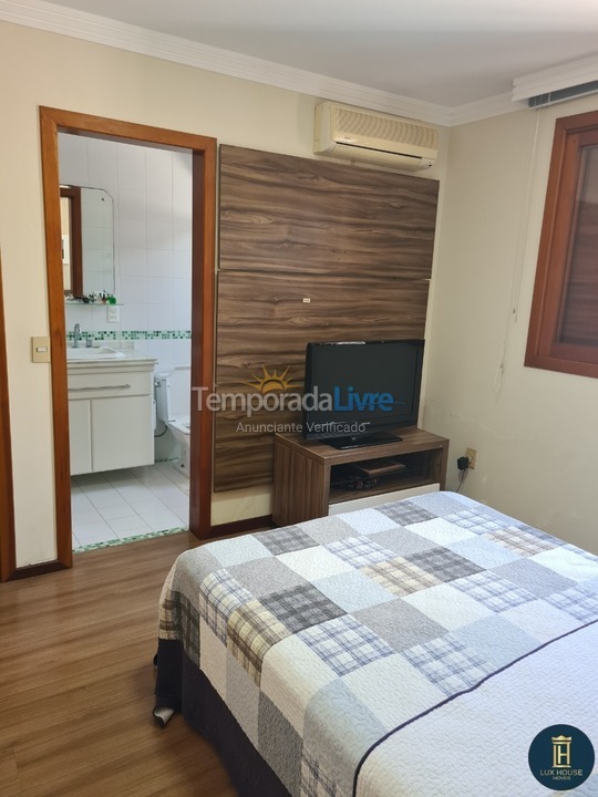 House for vacation rental in Florianopolis (Jurerê Internacional)