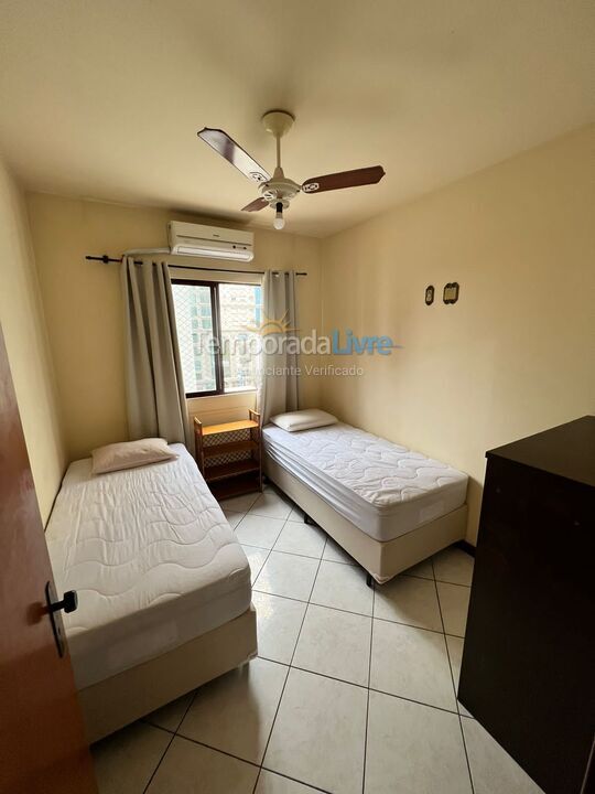 Apartment for vacation rental in Itapema (Meia Praia)