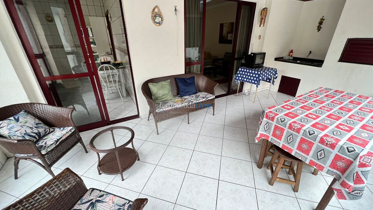 Apartment for vacation rental in Itapema (Meia Praia)