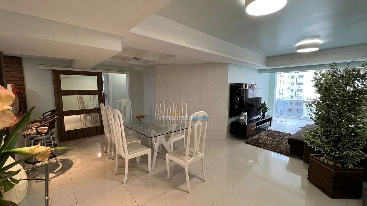 Apartamento para aluguel de temporada em Balneário Camboriú (Praia Central)