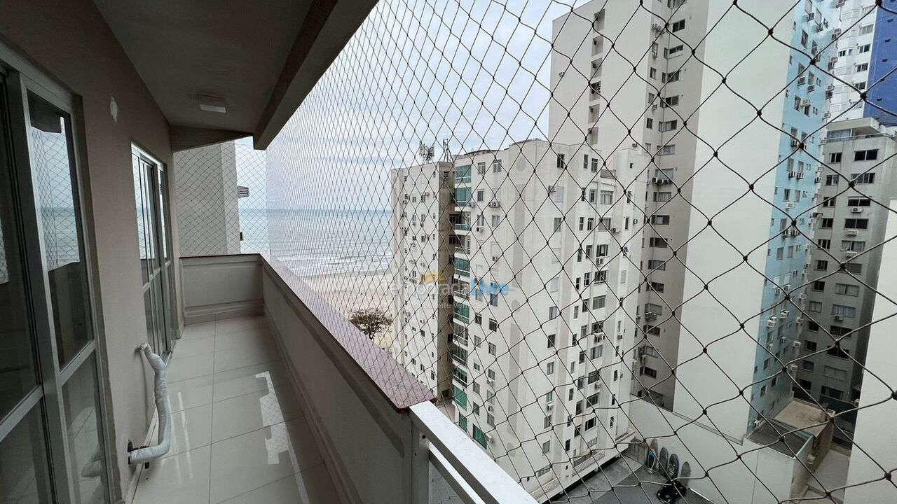 Apartamento para aluguel de temporada em Balneário Camboriú (Praia Central)