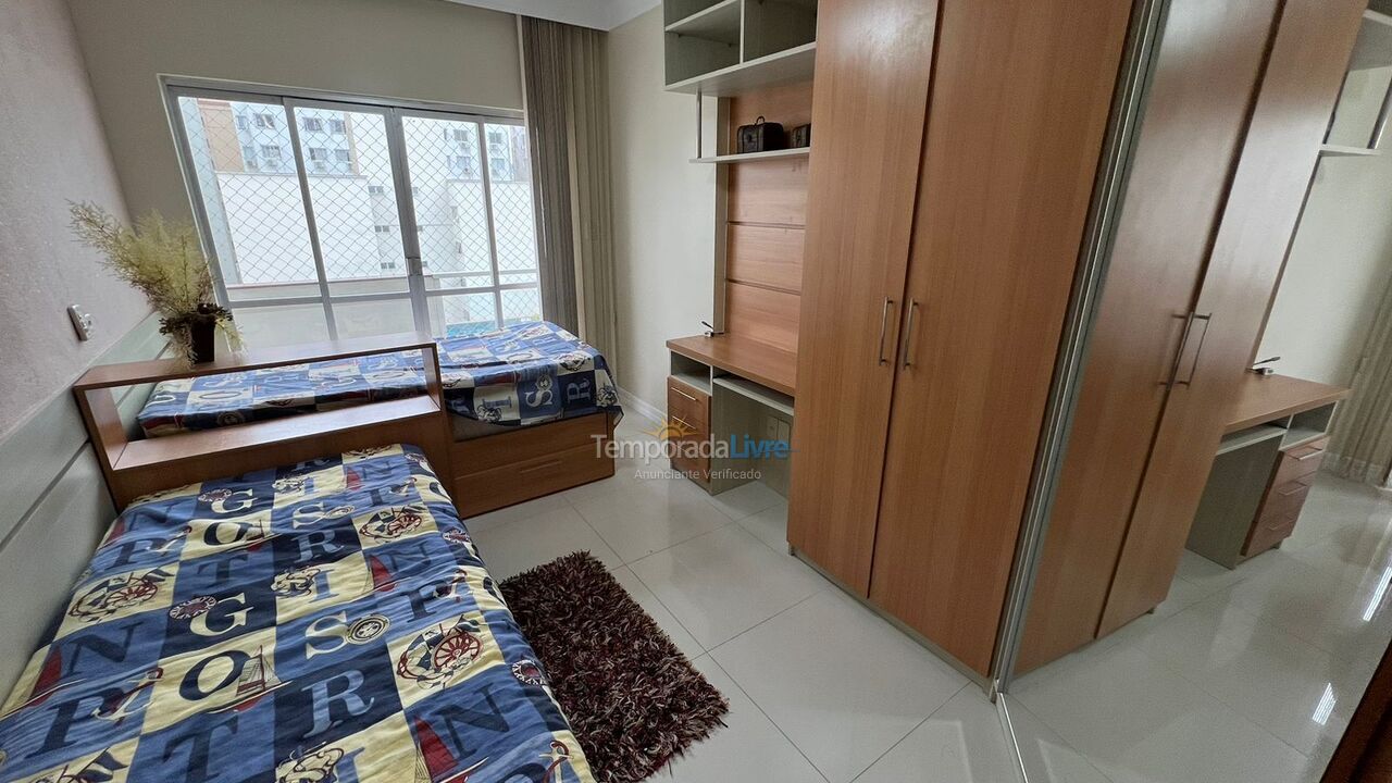 Apartamento para aluguel de temporada em Balneário Camboriú (Praia Central)
